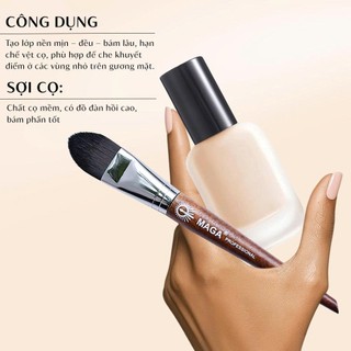 Cọ trang điểm tán nền mỏng MAGA Foundation Brush Small 19