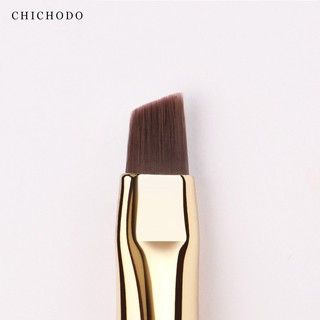 Cọ Trang Điểm Tán Mày Lông Dài Chichodo Cán Màu Đỏ 18