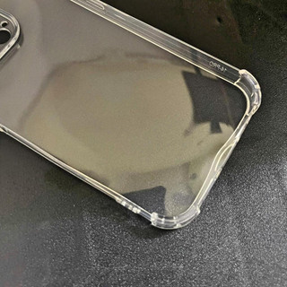 Ốp Lưng iPhone 14 Pro Dẻo Trong Suốt Chống Sốc – Bảo Vệ Tối Ưu, Giữ Nguyên Vẻ Đẹp Máy