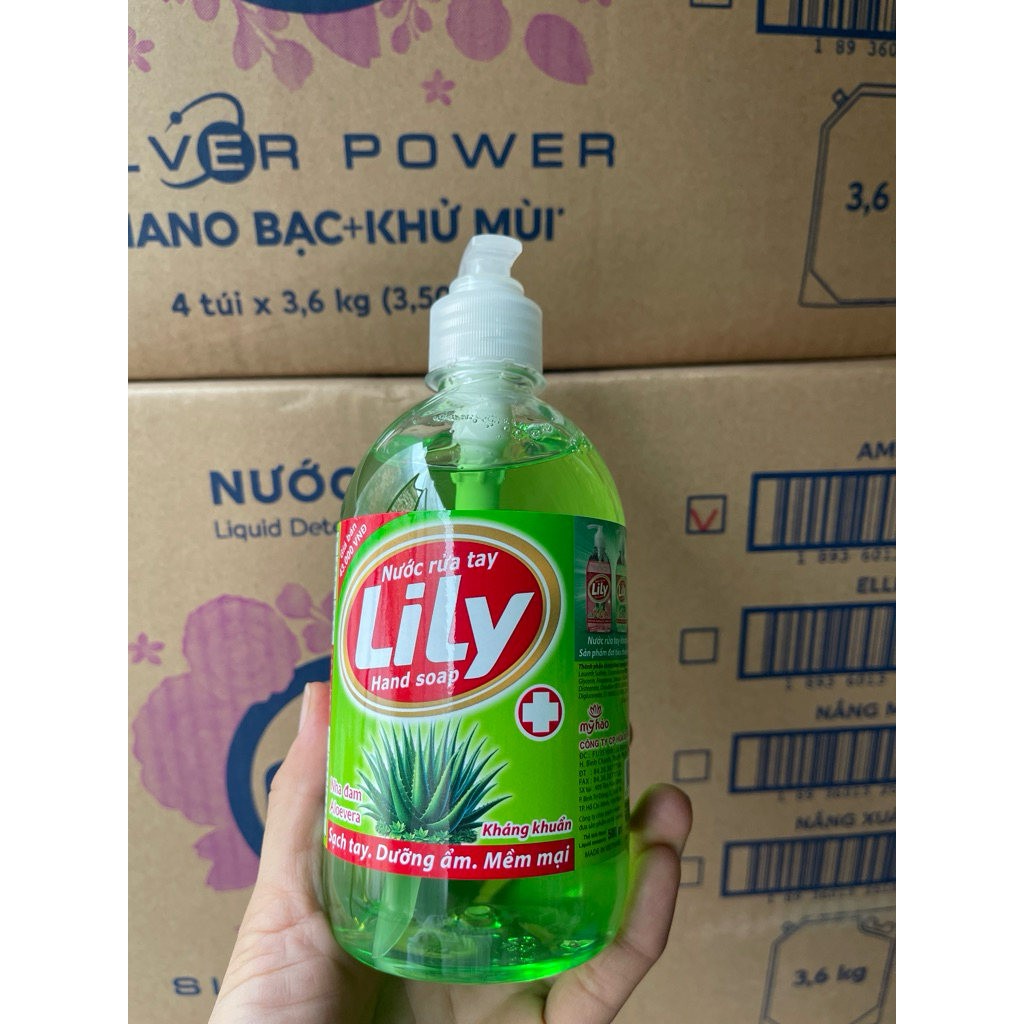 Nước rửa tay ly ly 500 ml ,xanh