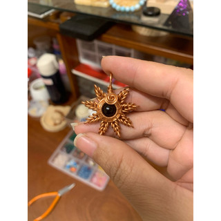 Vòng cổ Handmade bằng dây đồng đỏ