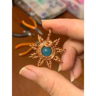 Vòng cổ Handmade bằng dây đồng đỏ