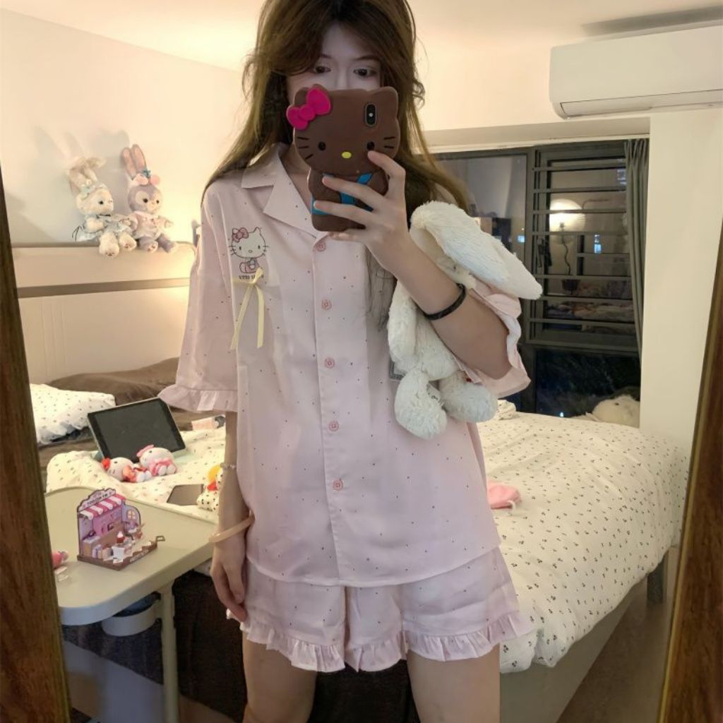 Bộ pijama cotton Hello Kitty hồng dễ thương (sẵn M/XL)