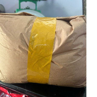    6 kí   Đường cát khô to màu vàng ngà- Đựng trong túi giấy dầu nguyên túi 6kg 