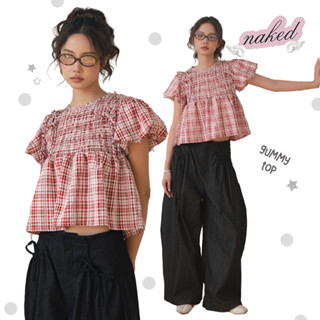 Áo babydoll tay ngắn bồng nữ NAKEDbyV áo kiểu nữ kẻ vintage phối chun GUMMY TOP