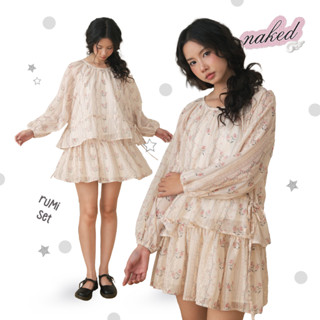 Set áo babydoll hoa nhí nữ NAKEDbyV váy xoà nhẹ xếp ly hoa nhí phối ren RUMI BLOUSE & RUMI SKIRT