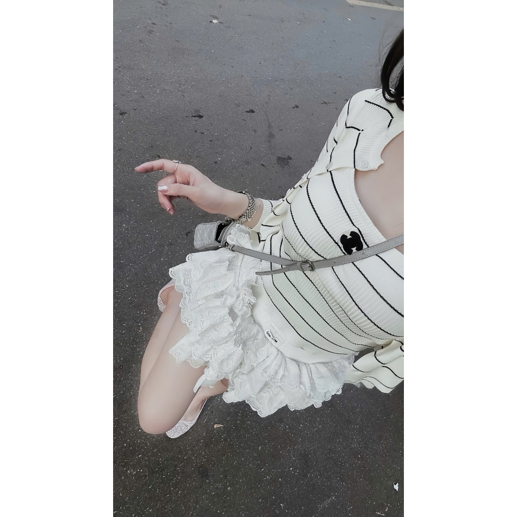 Áo Khoác Dài Tay Kèm Áo Hai Dây Với Họa Tiết Sọc Ngang Trắng Đen H18 | BigBuy360 - bigbuy360.vn