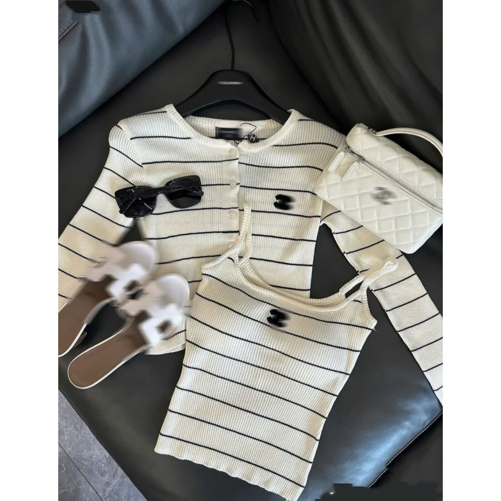 Áo Khoác Dài Tay Kèm Áo Hai Dây Với Họa Tiết Sọc Ngang Trắng Đen H18 | BigBuy360 - bigbuy360.vn