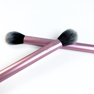 Cọ highlight RT Real Techniques Setting Brush (lỗi nhẹ, nhoè chữ, không hộp)