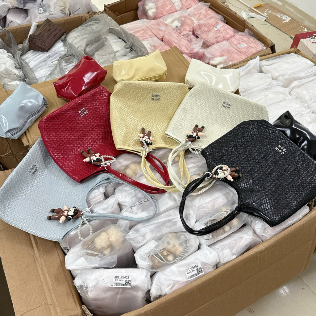 [TẶNG CHARM] Túi Cói Đan Chéo Công sở