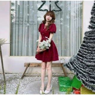 *Đầm thời trang nữ sang  chất tapta áo cổ chữ V phối tay phồng ngắn dáng váy xoè nhún 2 tần phối vài nút dài mini