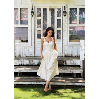  KATHERINE | Isabella Midi Dress | Đầm thiết kế hoa nhí cổ yếm phối ren dáng dài Isabella 