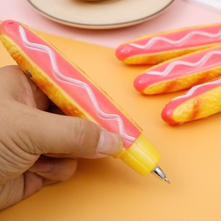  bút bi bánh mì mực đen đáng yêu dễ thương đáng yêu tạo nên sự mới lạ cho người sử dụng. 