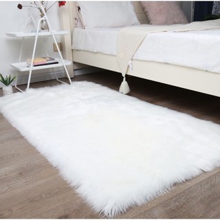 Thảm Lông Trang Trí Màu Trắng Hồ Ly Sợi Dài Cao Cấp Size 1m x 80cm - Shy Home Living