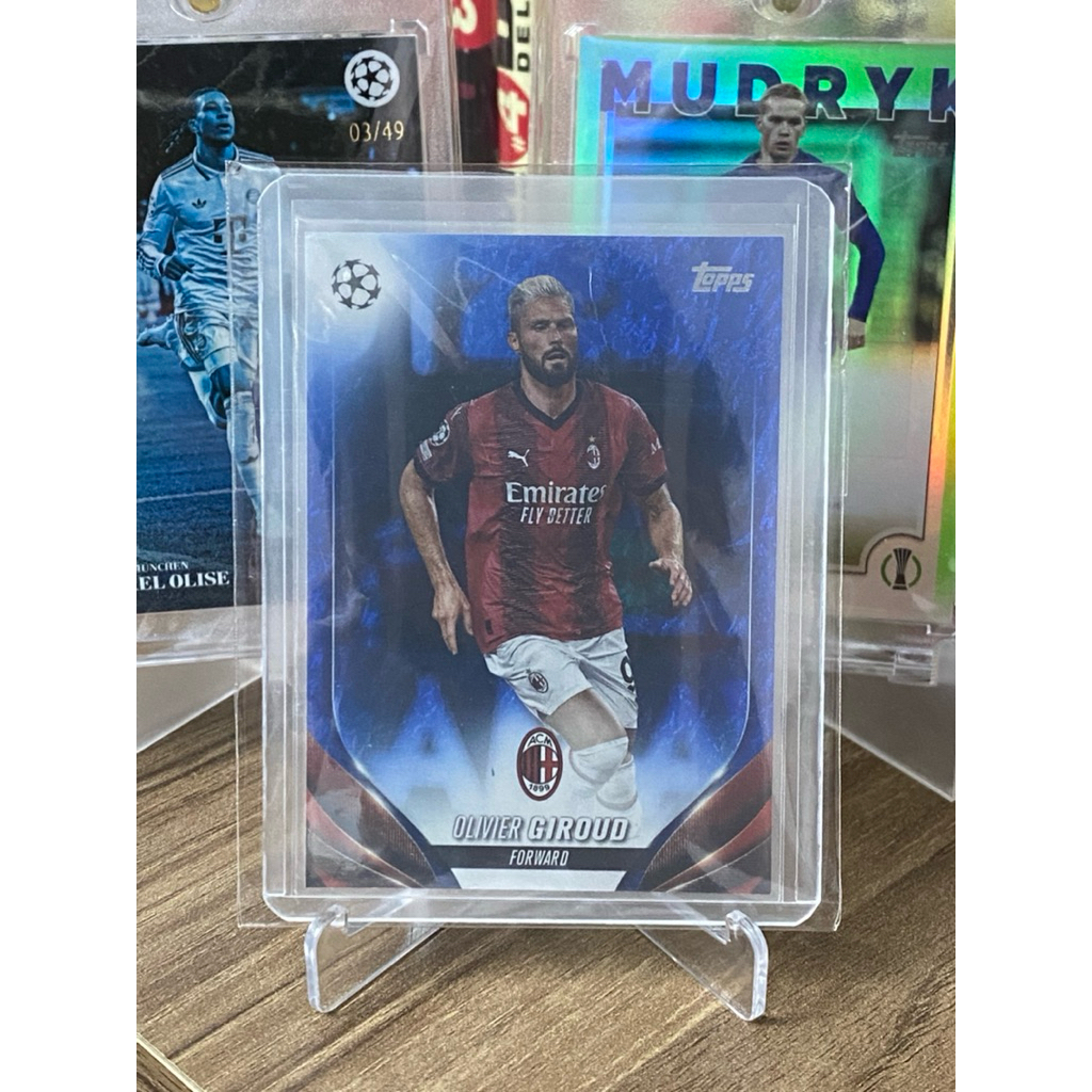 Thẻ Cầu Thủ Bóng Đá Giới Hạn Oliver Giroud Topps UCC 2024 /175 AC Milan Blue Saphire