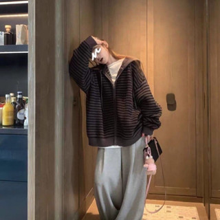 Áo khoác len nữ thu đông hoạ tiết kẻ vằn form rộng kéo khoá có mũ hàng QCcc