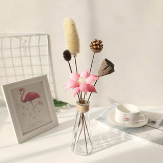 Lọ hoa decor phòng/ Bình hoa thủy tinh dáng tam giác tặng kèm dây dừa trang trí ( chỉ tặng dây không tặng nút)