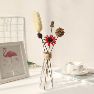 Lọ hoa decor phòng/ Bình hoa thủy tinh dáng tam giác tặng kèm dây dừa trang trí ( chỉ tặng dây không tặng nút)