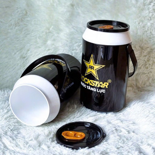  TẶNG GÓI KHĂN ƯỚT 20 TỜ. BÌNH NƯỚC 2 LÍT HÌNH LON BIA. QUÀ KM NƯỚC TĂNG LỰC ROCKSTAR 