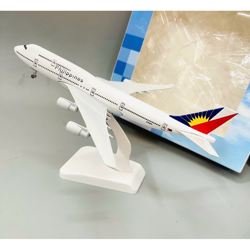 Máy Bay Boeing B747 Hãng HàngKhông Philippines Airlines Tỉ Lệ 1:400 Hợp Kim Bóng Đẹp. Mô Hình Máy Ba