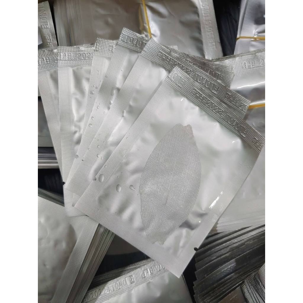 Miếng dán hỗ trợ phun môi không hình