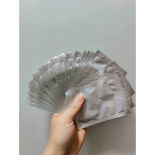 Miếng dán hỗ trợ phun môi không hình