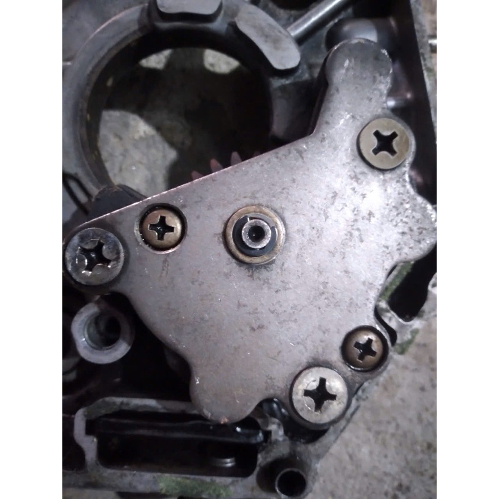 Bơm nhớt rời xe máy wave 110cc ( SYM ) hàng cũ zin tháo xe