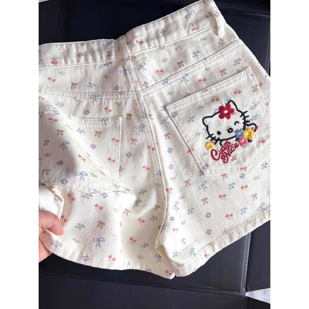 𝐁𝐄𝐀𝐑 [SẴN L] Short jeans Kitty dễ thương