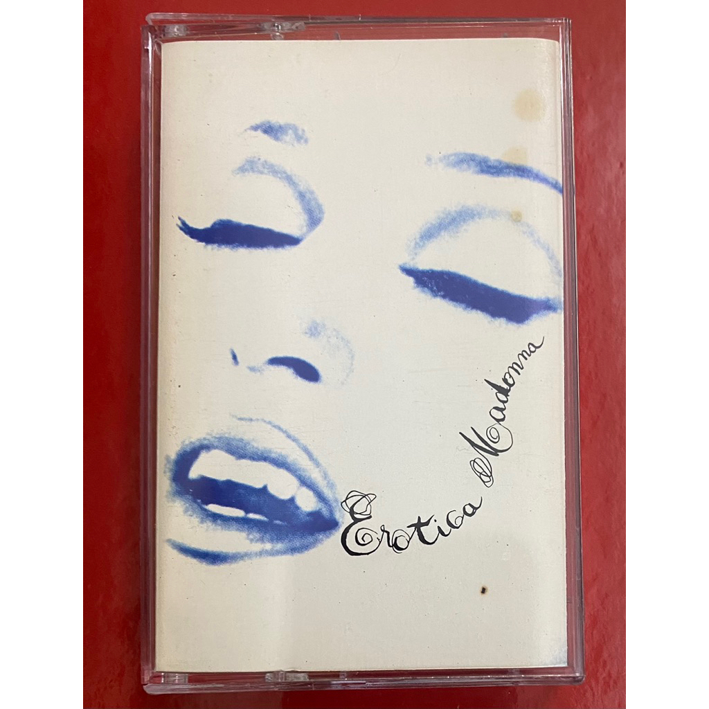 BĂNG CASSETTE - MADONNA EROTICA