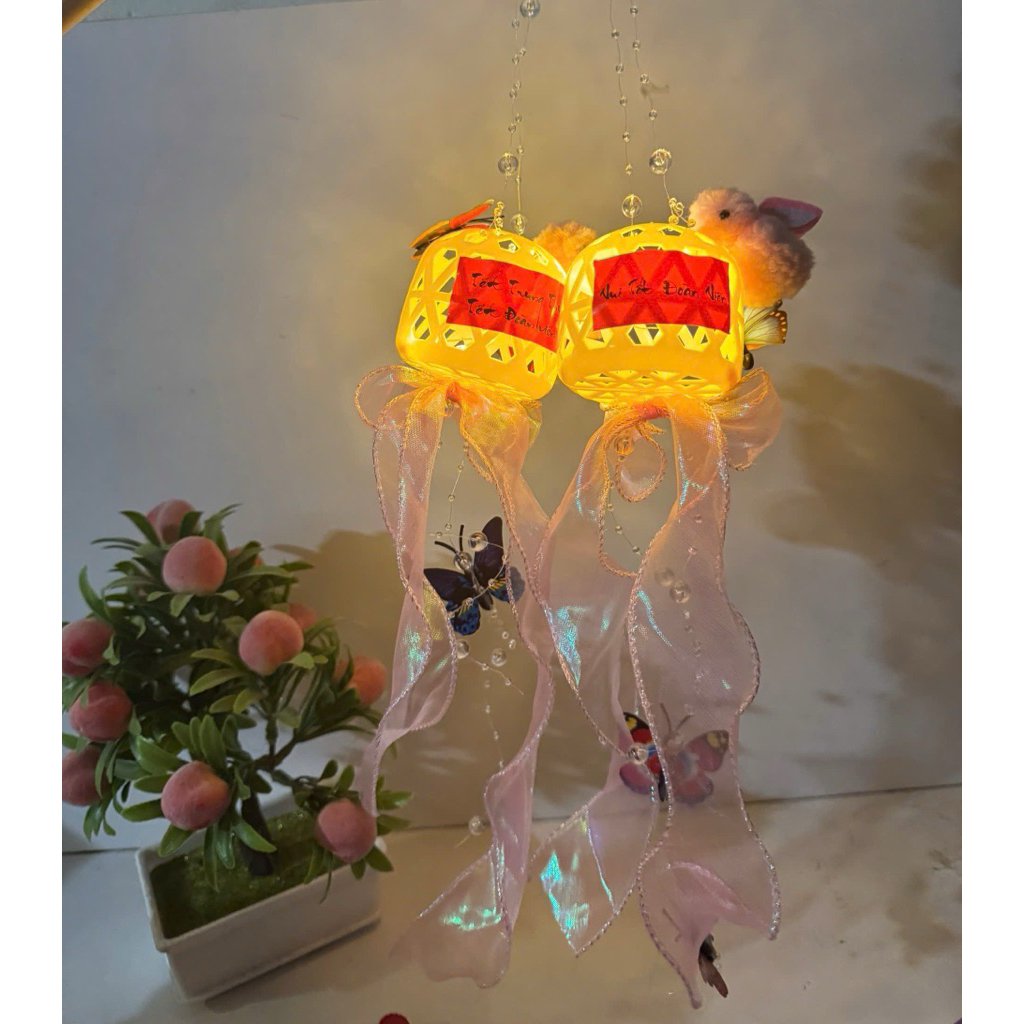 [Có sỉ ] Đèn lồng rọ nhựa kèm gấu bông hình thú dễ thương hottrend 2024-Lồng đèn hình thú kèm đèm LE