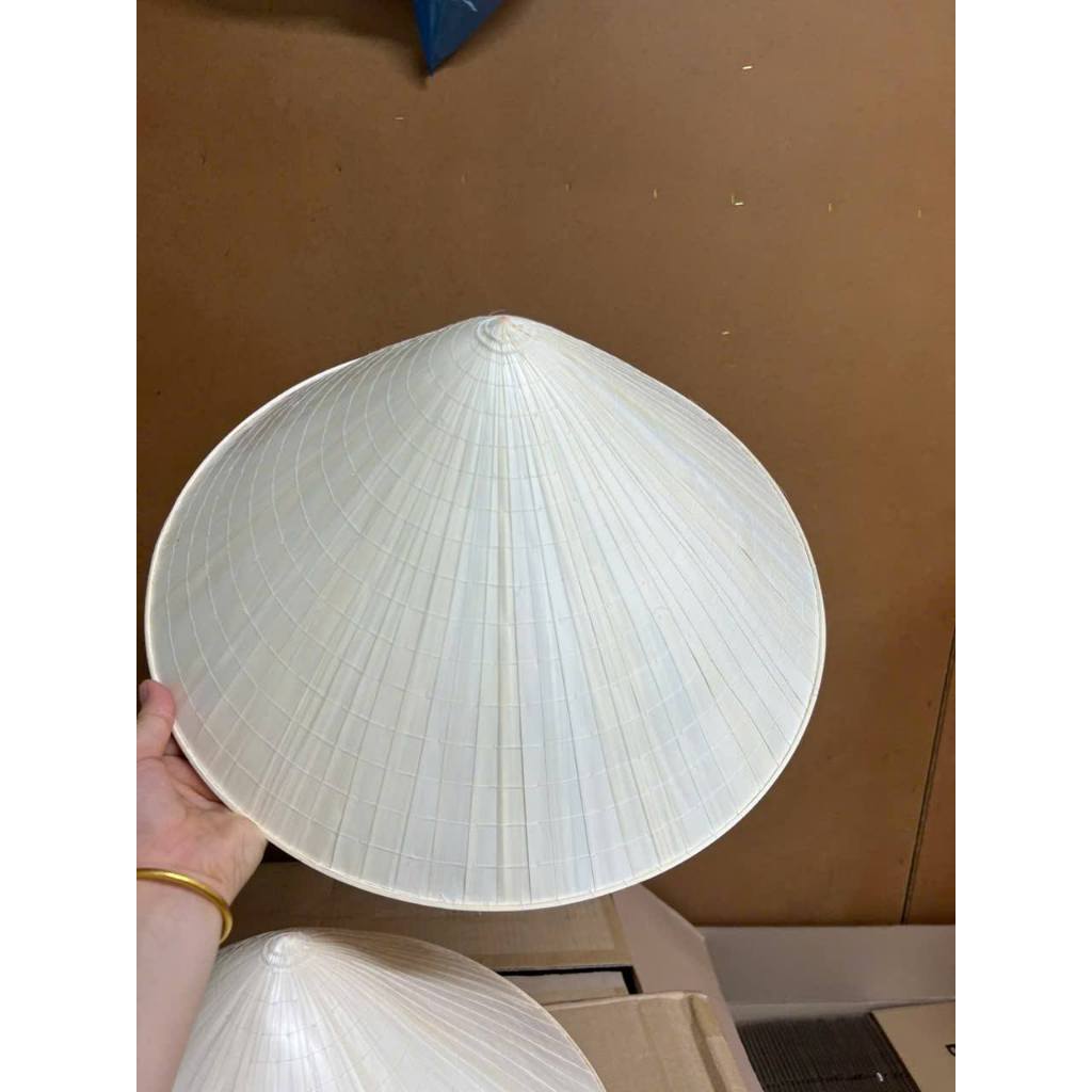 Nón huế , nón lá, nón lá trơn, nón lá trắng (kèm quai)