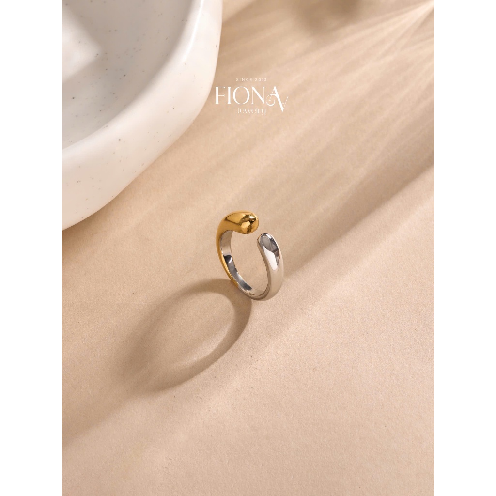 Nhẫn nữ Hope 2 tone Fionaa Jewelry basic cá tính