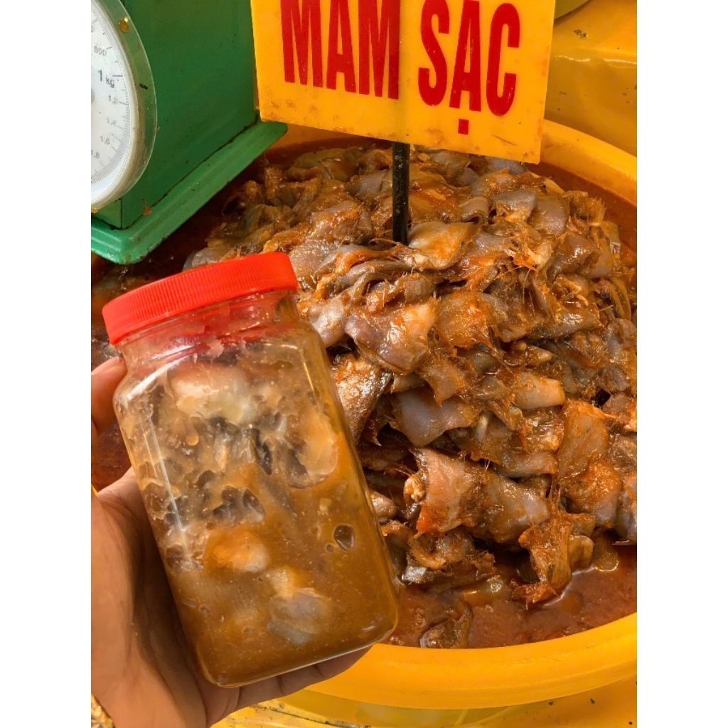 Mắm cá sặc dùng để kho, nấu lẩu hoặc ăn sống - hủ 1kg
