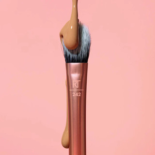 Cọ trang điểm che khuyết điểm bắt sáng RT Real Techniques Brightening Concealer