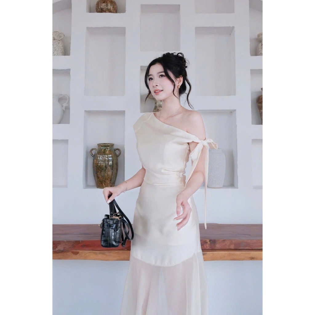 Đầm dự tiệc lệch vai dáng dài cao cấp xu hướng Jin Dress | BigBuy360 - bigbuy360.vn