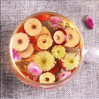500gr Táo lát, táo đỏ thái lát dùng pha trà chưng yến nấu chè