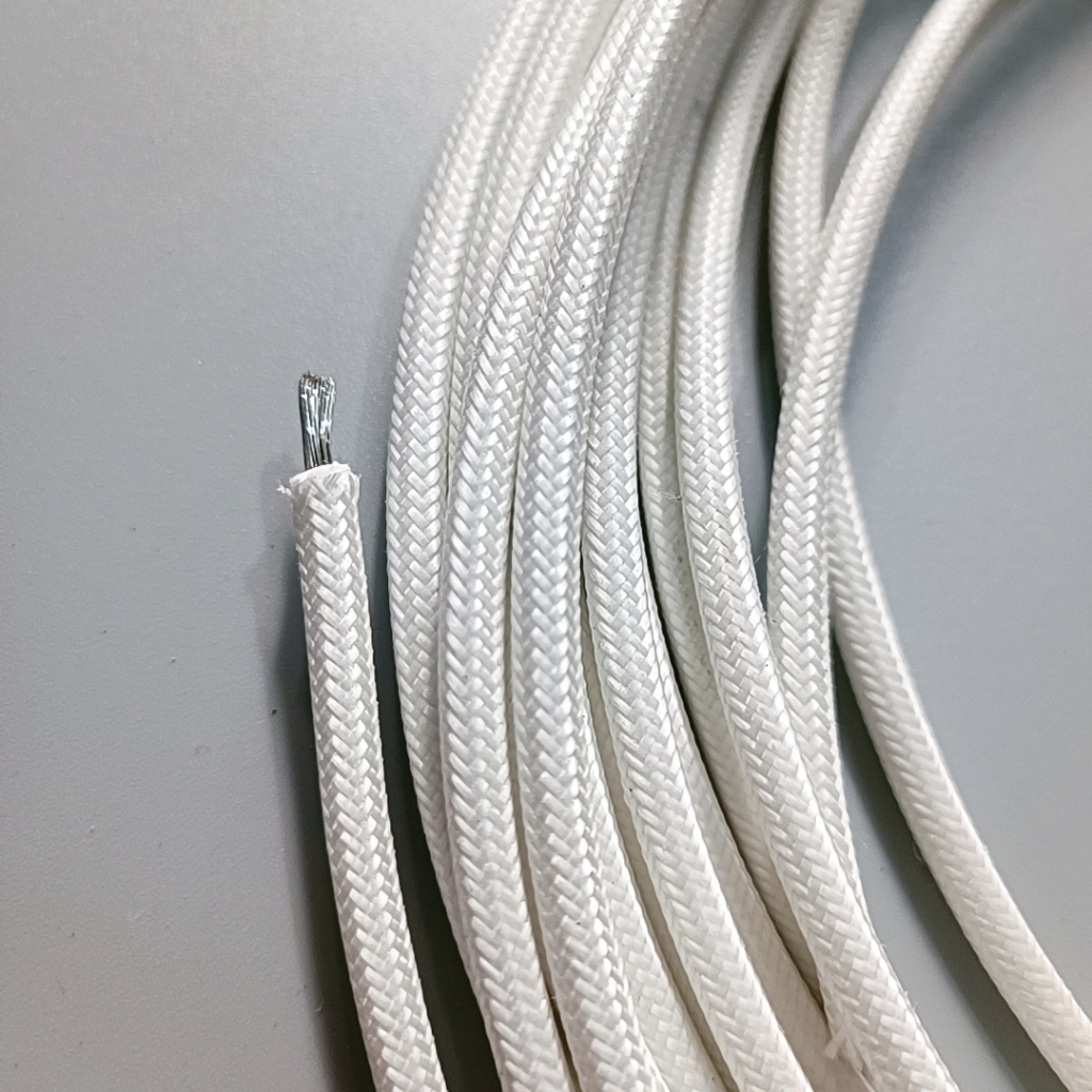 Dây điện chịu nhiệt ,Dây điện Amiang chịu nhiệt,  Dây điện chống cháy 0,75 1 1,5 2,5 4 6 8 10mm/ 1M