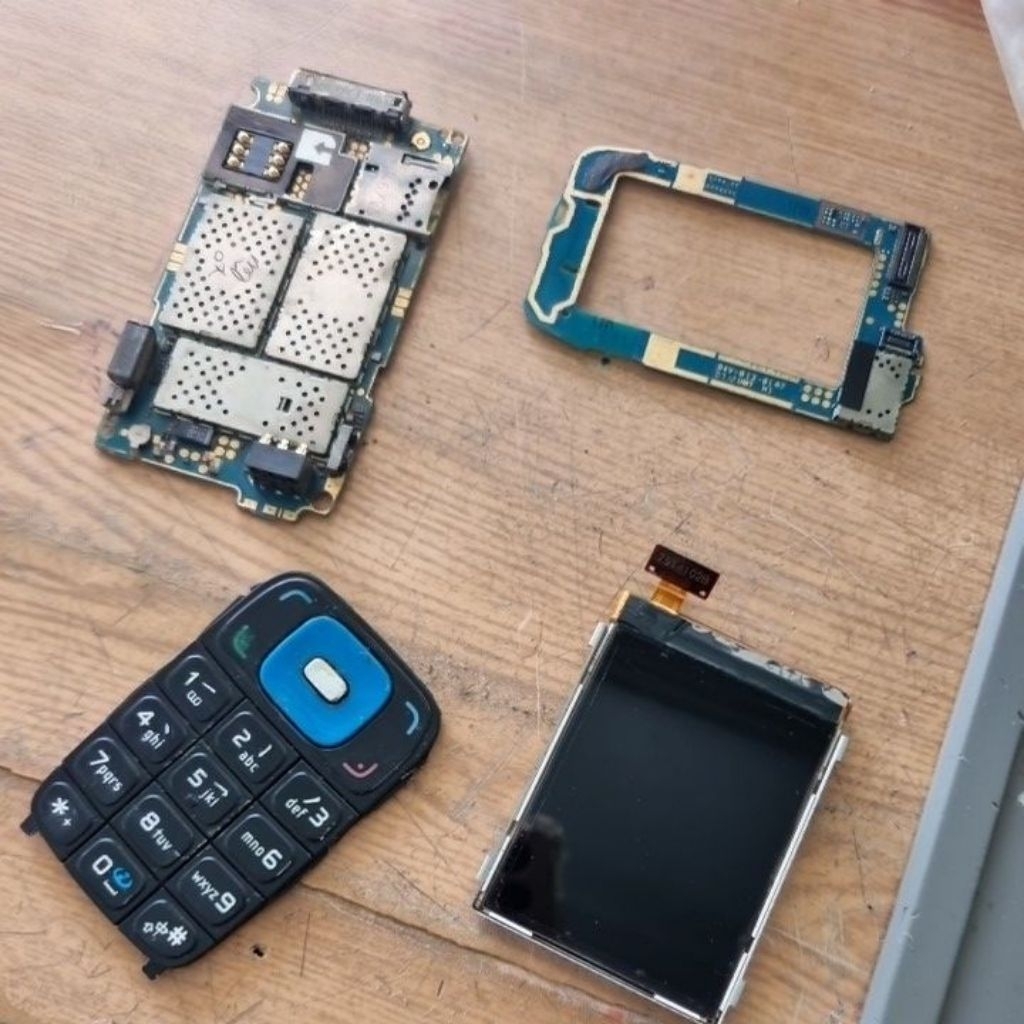 Linh kiện đt Noki 6131 tháo máy
