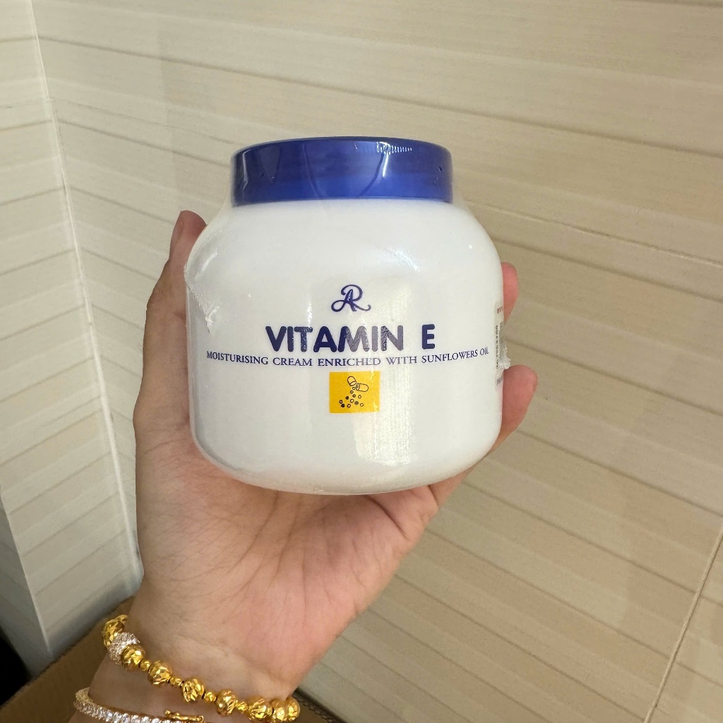 Kem dưỡng Vitamin E Aron Thái Lan