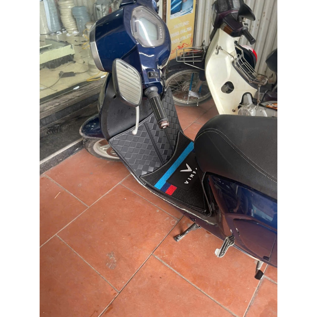 Yếm chống xước xe máy điện Vinfat Klara A1,A2,S1,S2,neo (dùng chung cho các đời xe klara)