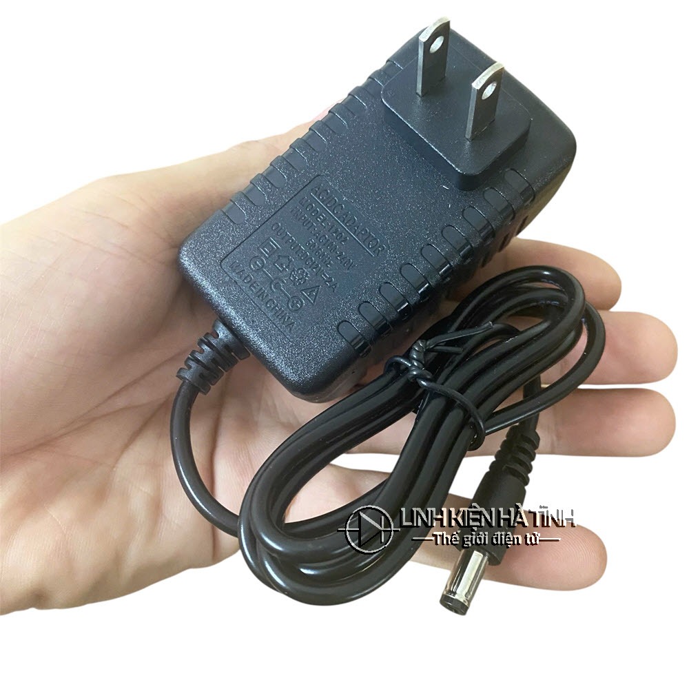 2 cái Adapter nguồn 12V 2A 12v2a mới nguồn camera , sạc loa kéo 12v2a 2 đầu LKTT