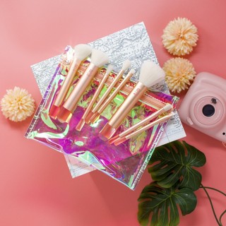 Bộ cọ trang điểm 8 cây RT Real Techniques The Wanderer Makeup Brush Set