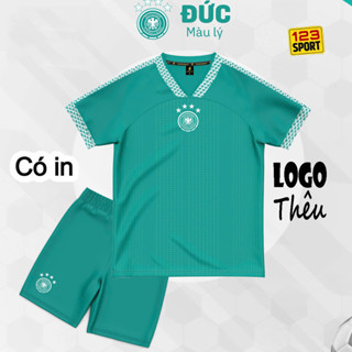 [trẻ em - Có in theo yêu cầu từ 1b tên bé] Đức xanh 2026 Quần áo bóng đá trẻ em Logo thêu không nhăn xù