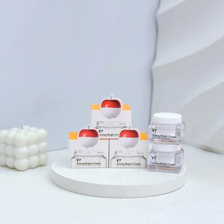 [Mẫu mới] Kem dưỡng da V7 Toning Light 15ml