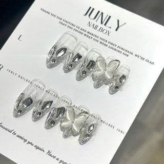  Nailbox Thiết Kế Thủ Công Móng Tay Giả Tiểu Thư Đính Đá Bling Cho Ngày Tết Siêu Sáng 09 