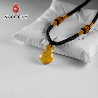 Mặt dây chuyền hồ ly hổ phách 14x19mm - Ngọc Quý