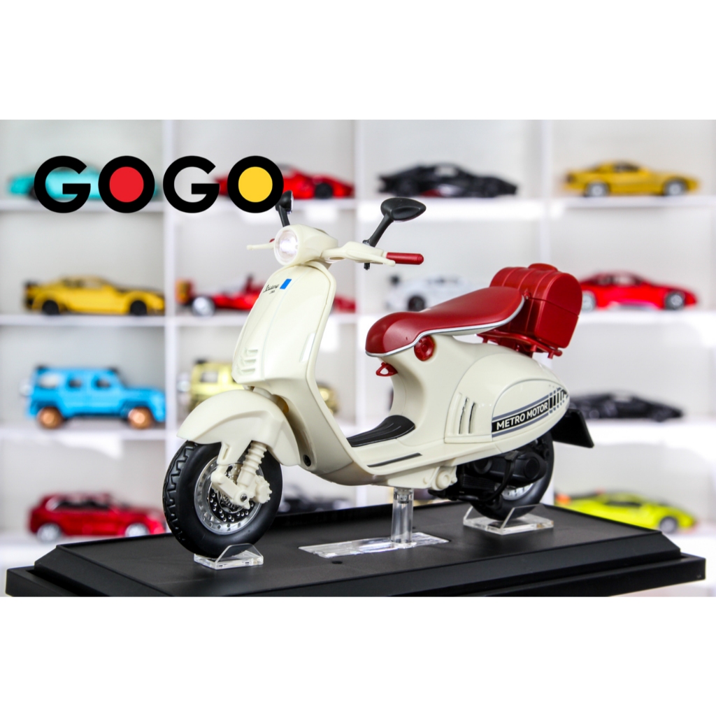 Xe mô hình xe máy Vespa 946 1:12