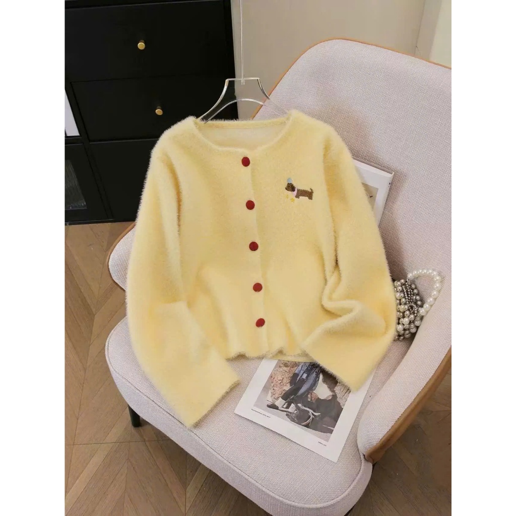 [SẴN] Áo khoác len lông thỏ nữ màu hồng, Cardigan lông mềm mịn thêu hình dễ thương dáng rộng - 148 | BigBuy360 - bigbuy360.vn