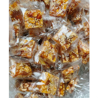 300Gr/500Gr Kẹo Khóm Mè Dừa Non Đặc Sản Tiền Giang