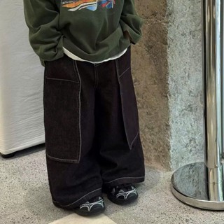 BABYBUYvip -SW5050 - Quần jean dài ống rộng màu đen viền chỉ trắng có vạt dưới túi trước cho bé trai và bé gái